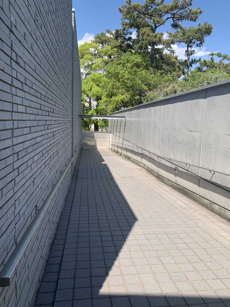 茅ヶ崎市美術館